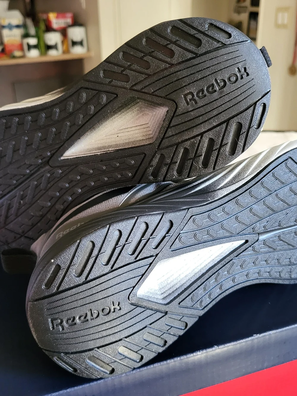 *NEW* Reebok Verse Gray/Black Lace-Up Low Top Sneakers Size Men's 8.5 Women's 10